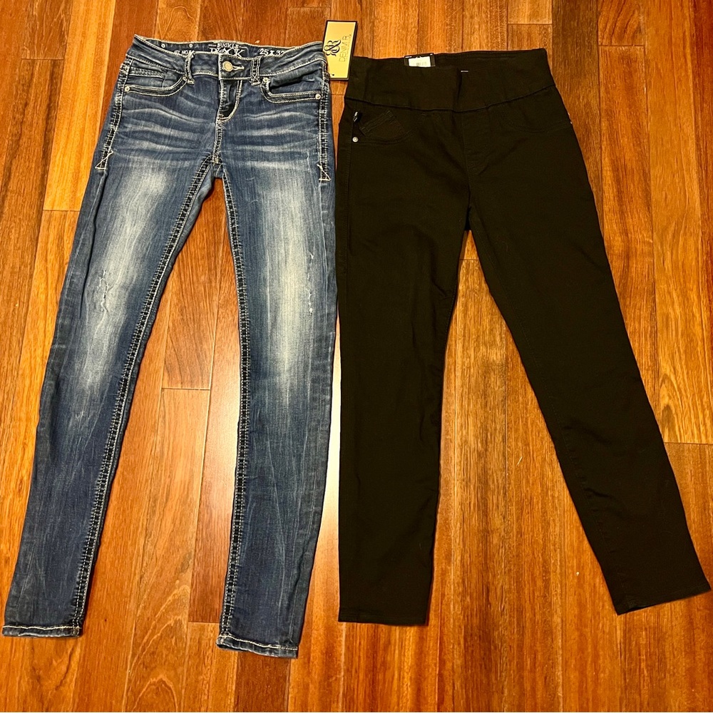 Buckle Black 25 X 32 + Rock & Republic Denim RX